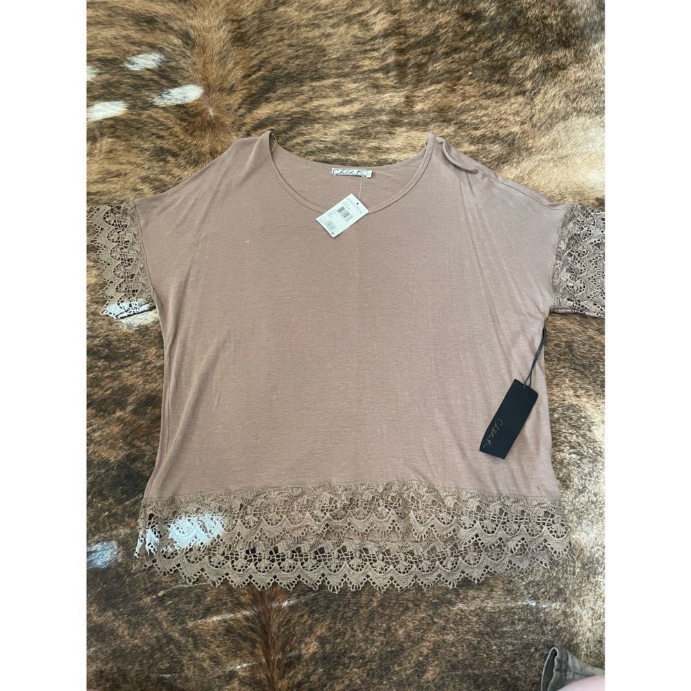 Chloe K Beige Lace Trim Short Sleeve Top
